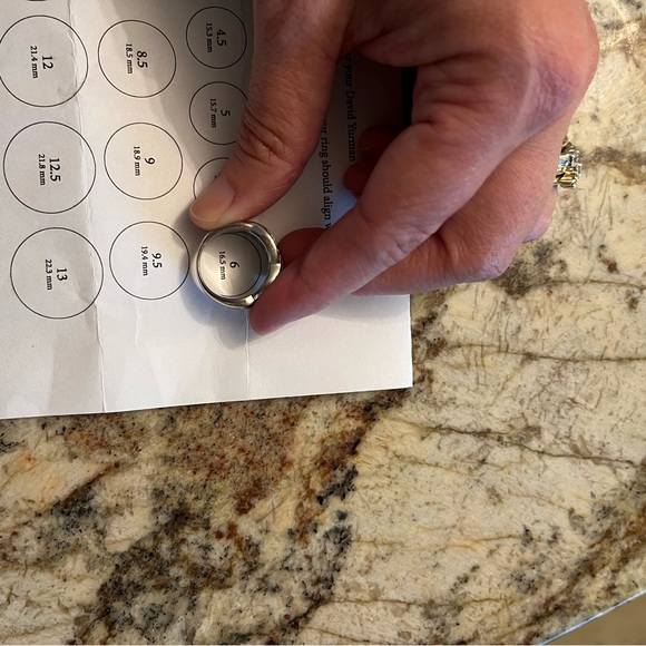 Black and white diamond band size 6, fits size 5.5. - Picture 4 of 10